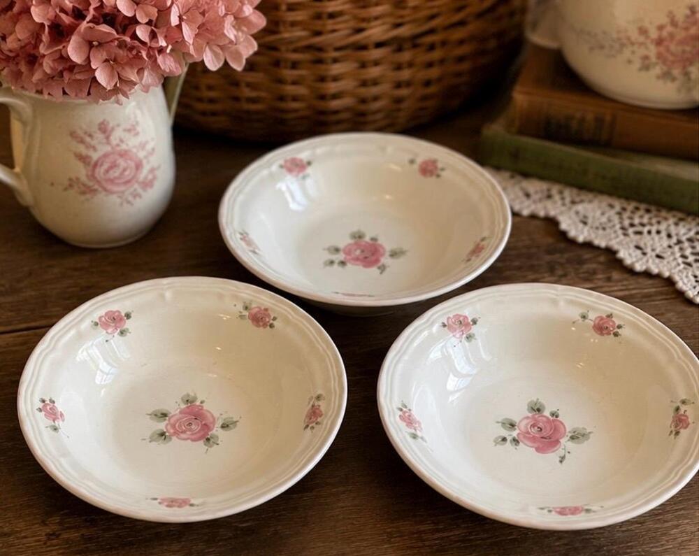 Vintage Gibson “Rosebud” Bowls – Set of 3 | Pink Rose Cottagecore Bowls | Shabby